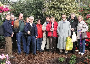 P5075233_retkelaiset_3_1024px Attendees of the tour of the Finnish Rhododendron Society Rhododendron-kerhon Saksan matkan osallistujat