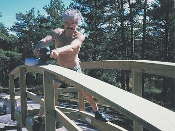 Sillan_hiomista Sillan kaiteiden hiontaa.<br><br>