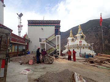 PB071272_1024px Work going on in the monastery