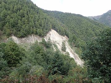 PA310563_1024px The road goes on mountain slopes through landslide areas