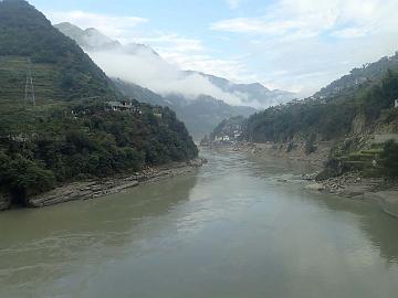 PB010590_1024px Salween river