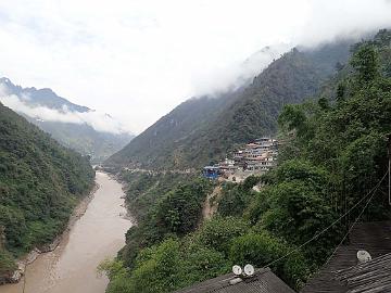 PB010622_1024px Salween river