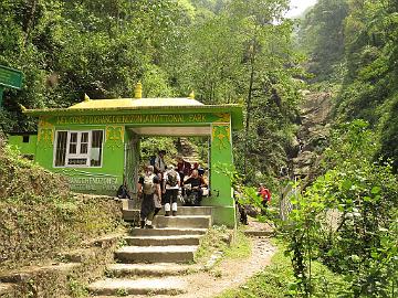 IMG_1227_welcome_to_Khangchendzonga_National_Park_Yuksam-Sachen_160502 Welcome to Khangchendzonga National Park (10:18)