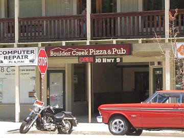 IMG_7876_Boulder_Creek I got gluten free pizza at Boulder Creek, California Sain gluteenitonta pitsaa Boulder Creekissa